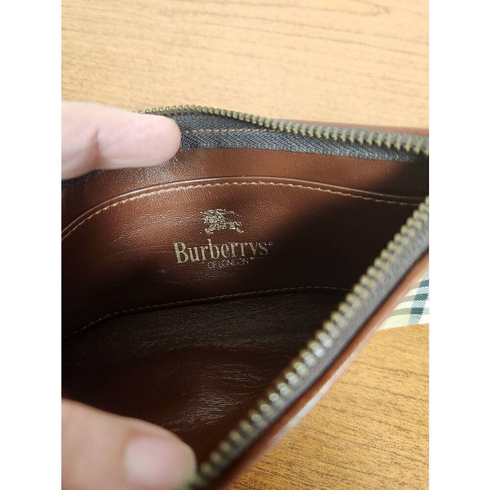 Burberrys VINTAGE Haymarket Check coin pouch. Slight ware on corners see picture - Picture 9 of 11
